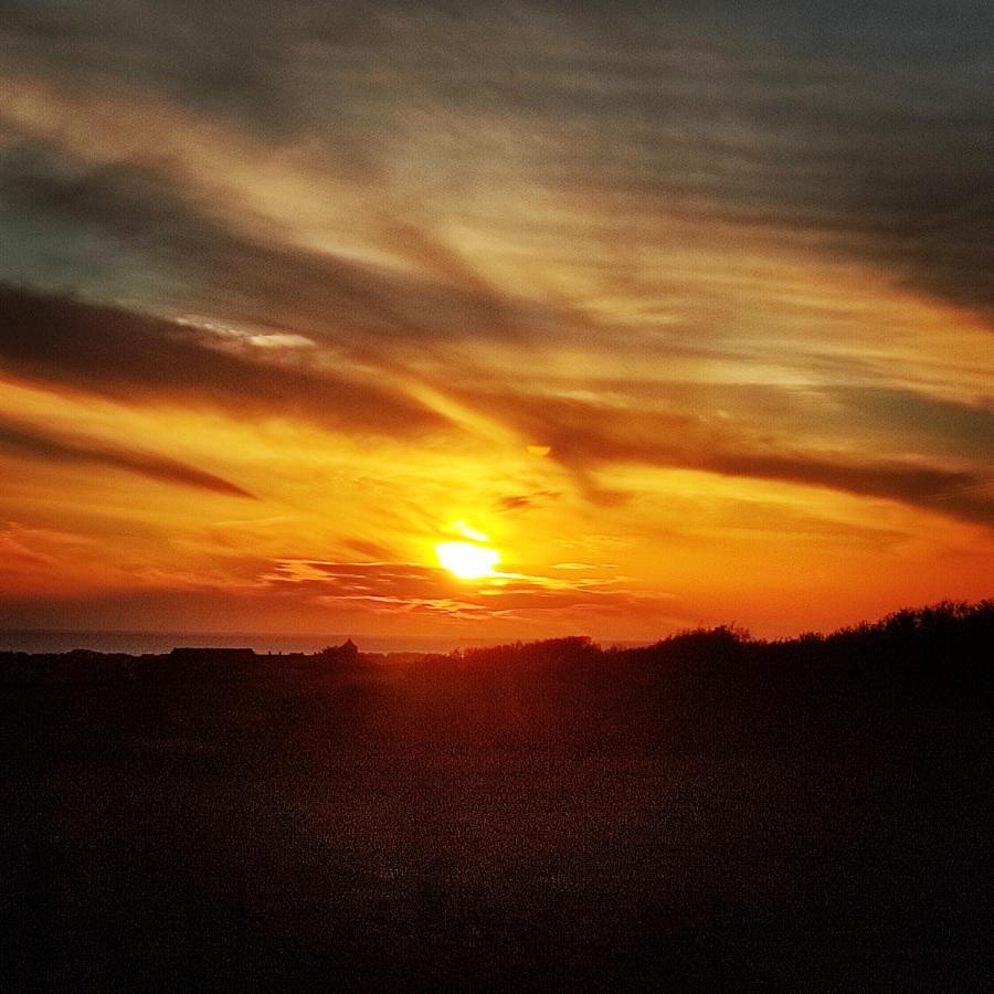 Au Coucher Du Soleil Ambleteuse Dış mekan fotoğraf
